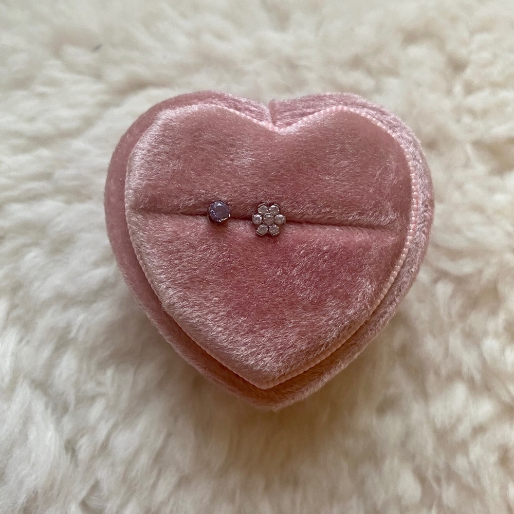 Industrial Strength Gem and Flower Labrets 16G